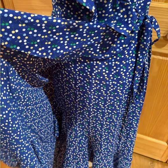 Max Studio ruffle wrap dress - Picture 4 of 11